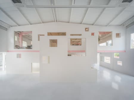 Apelron Contemporary